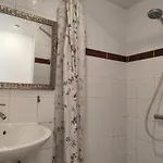 Cosy Entier Et Parking Prive Sur Place A 5min De Lille Et 10 Min Du Stade Pierre Mauroy דירה *