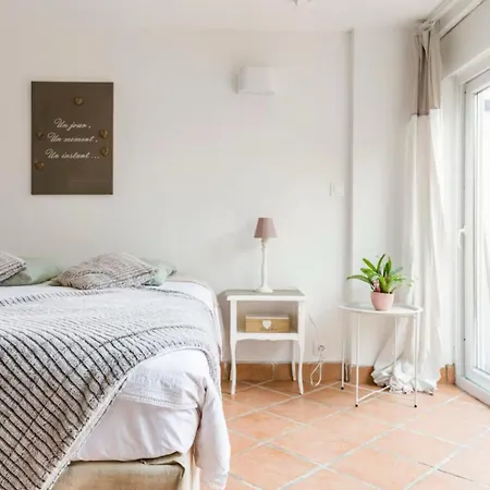 Cosy Entier Et Parking Prive Sur Place A 5min De Lille Et 10 Min Du Stade Pierre Mauroy Appartement