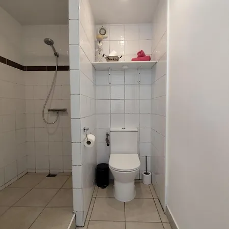 Cosy Entier Et Parking Prive Sur Place A 5min De Lille Et 10 Min Du Stade Pierre Mauroy *